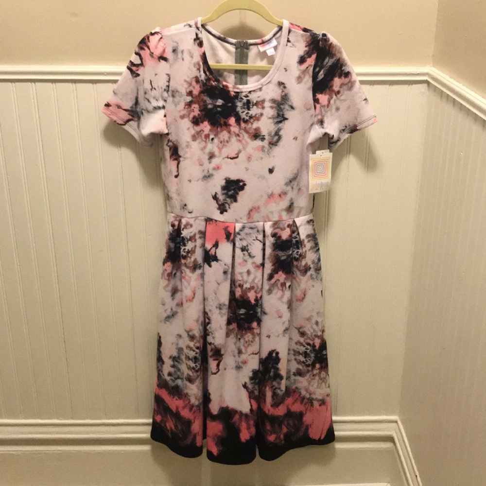 NWT RARE AMELIA DRESS